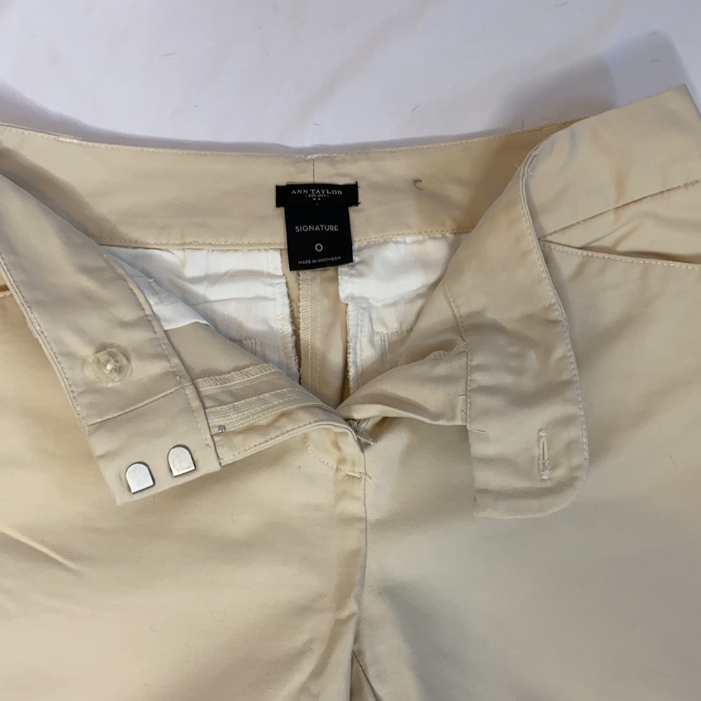 Ann Taylor Flat Front Signature Capris-Sz: 0 NWOT - Picture 5 of 5